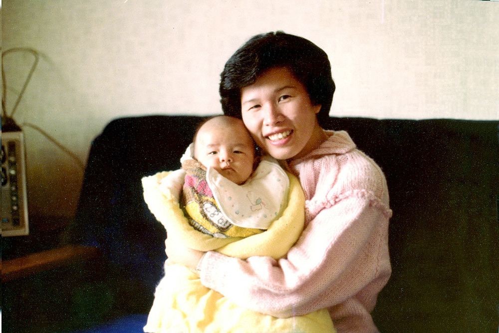 周杰林歌曲《听妈妈的话》完整版歌词。歌曲听妈妈的话完整版歌词。写的不对再写