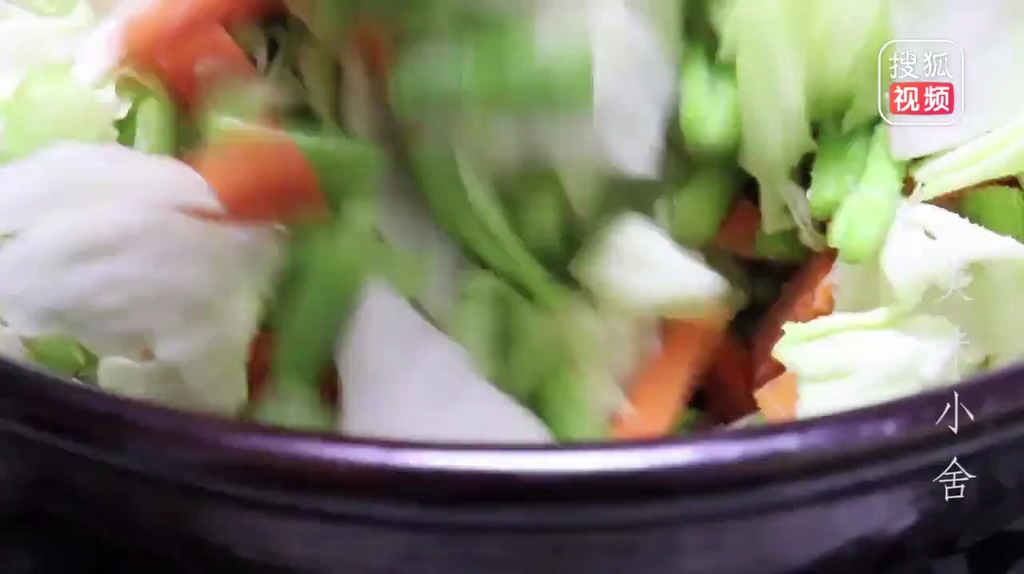 教你在家腌泡菜,酸脆爽口,做法简单,开胃又下饭