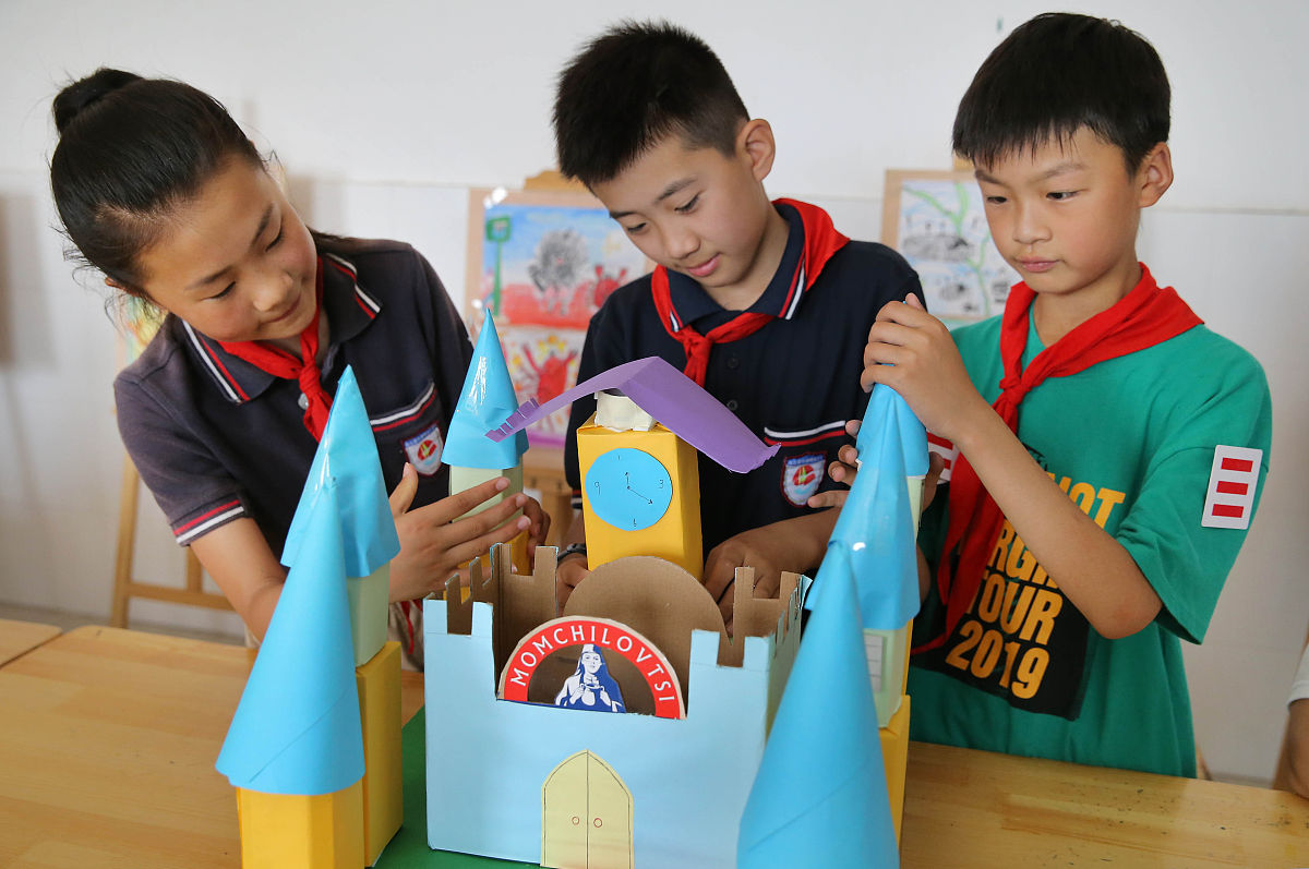 纸杯变变变：激发创意，玩转美术课堂！