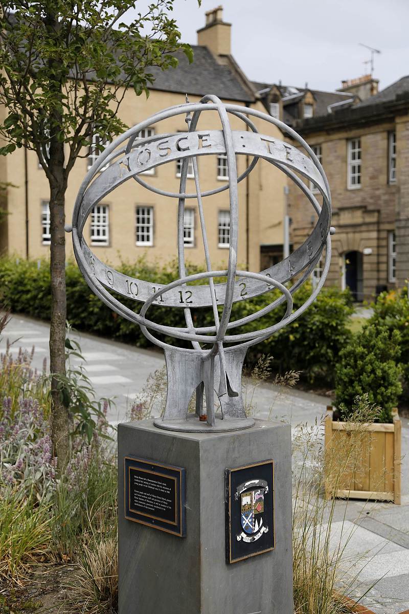 四川建筑工程施工专业哪个学校好？