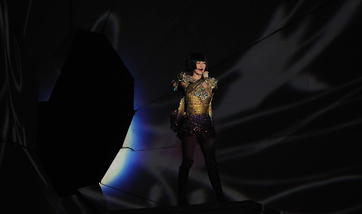 2010年8月28日,北京,孙燕姿《答案是》北京演唱会在首都体育馆举行.  