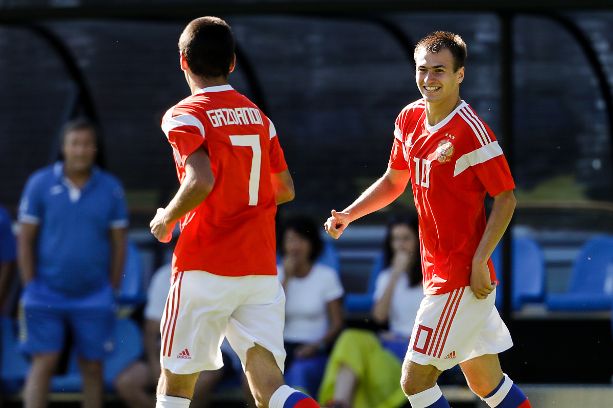 zeist, netherlands - august 5: (l-r) soslan gazdanov of russia, 