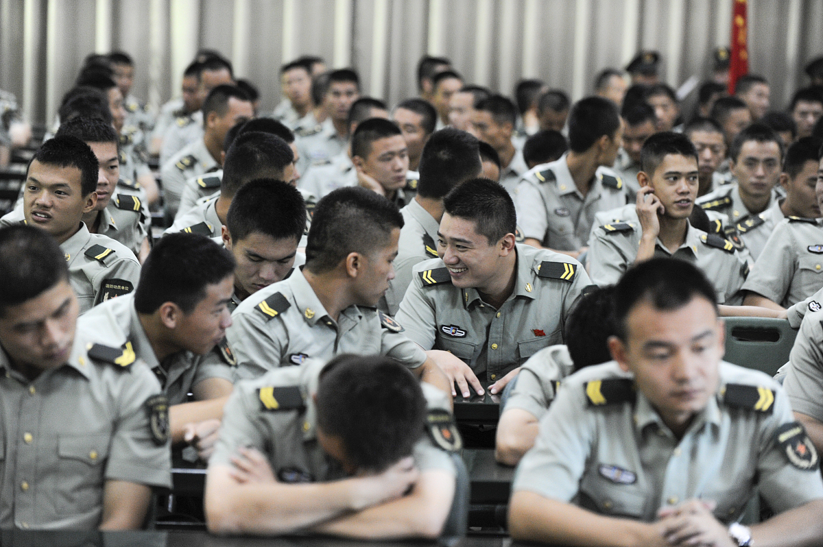 请结合实例编写一篇以小学数学学科项目式学习活动设计要则理解为题目的报告总汉字字数不少于2000个汉字该报告应重点讨论对小学数学学科项目式学习活动设计要则的理解。请显示全部内容