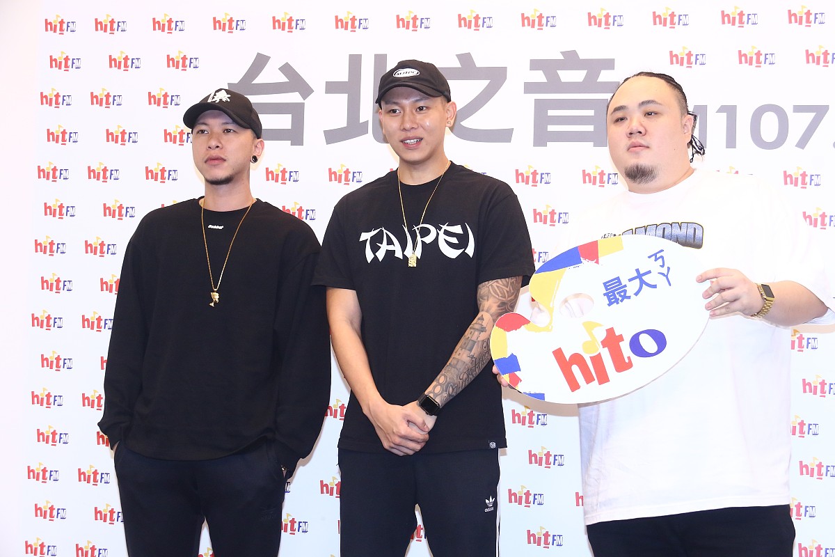 顽童MJ116:来自台湾的嘻哈乐团,音乐风格多元,深受年轻人喜爱 顽童MJ116:来自台湾的嘻哈乐团,音乐风格多元,深受年轻人喜爱