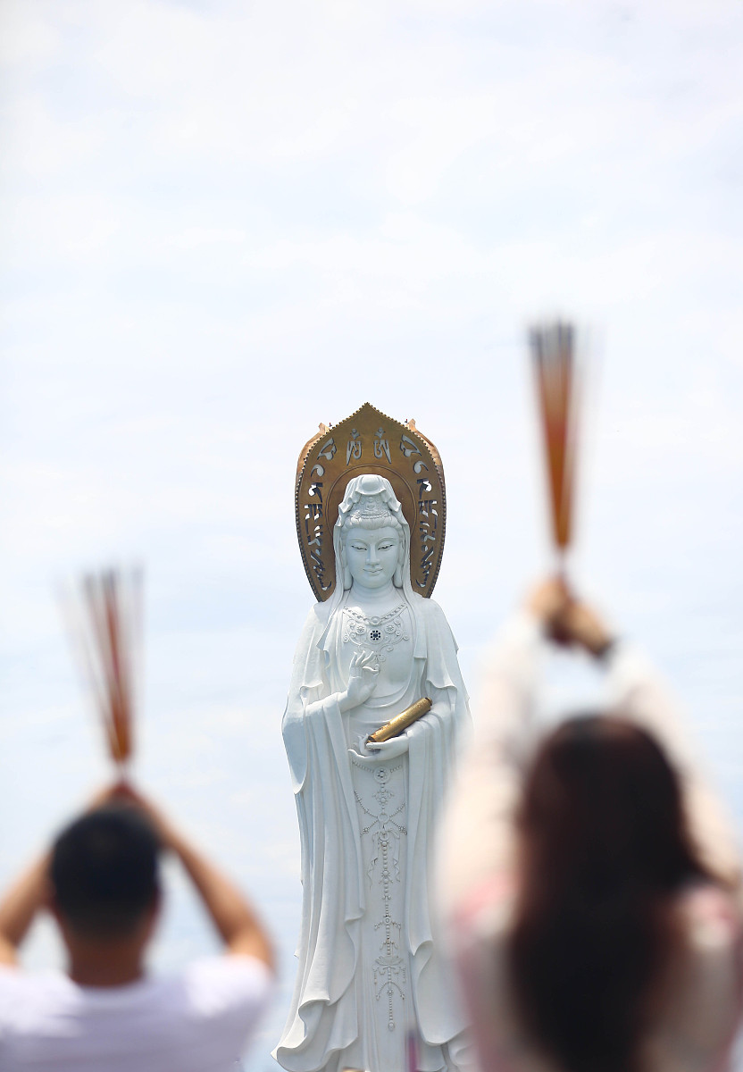 求人不如求己：一个关于观音菩萨的故事