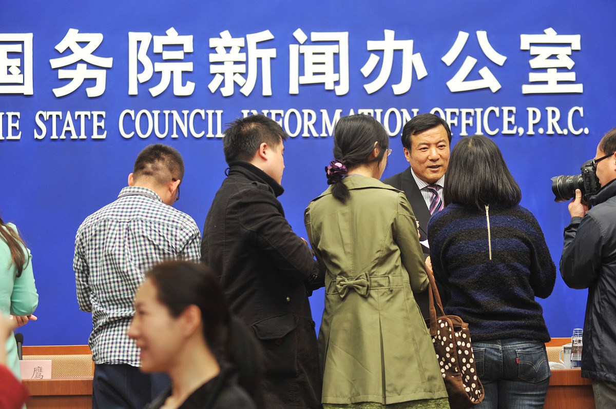 云南卫校学历解析：高职、专科、本科哪个适合你？