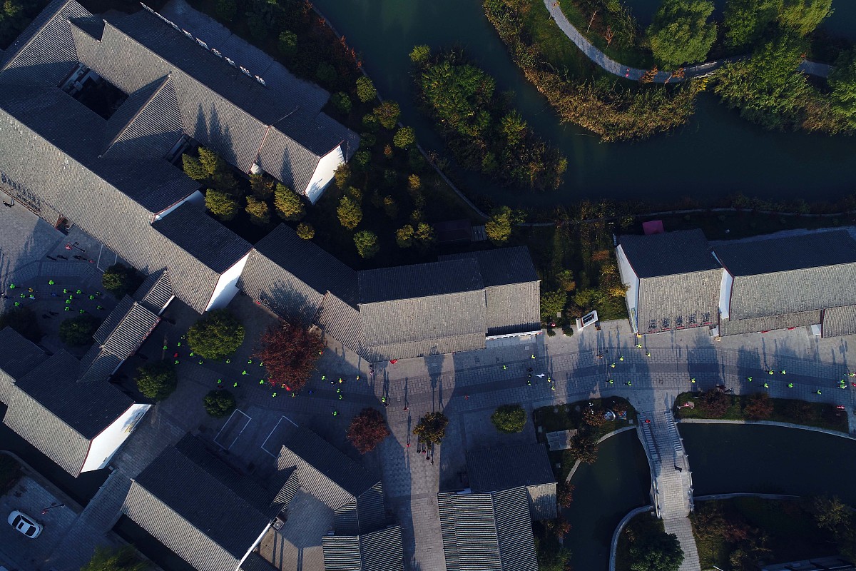 搞笑组名大全：让你笑破肚皮的“组”谐音创意！