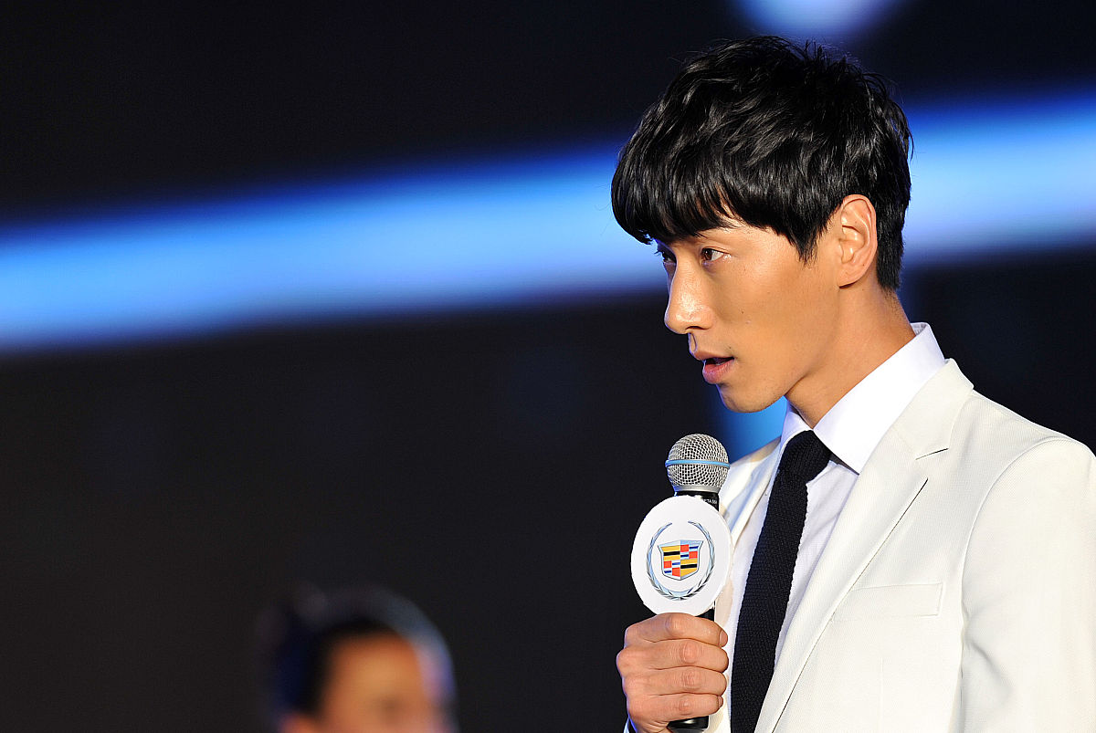 成都航空旅游职业学校报名指南：入学流程、考试内容及素质要求