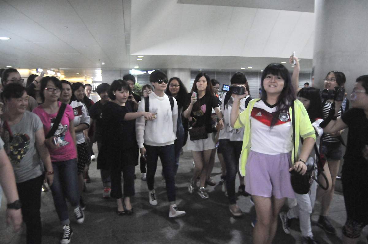 龙江职校美术203班优秀学生梁浩楠简介