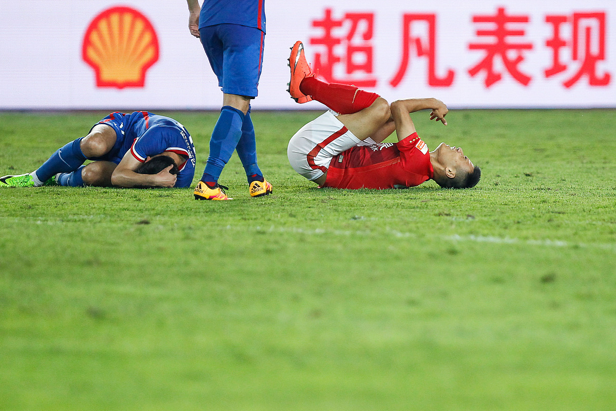 2017中超第11轮:于汉超世界波高拉特破门 恒大淘宝2-0力帆