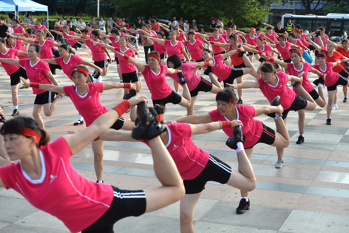 健美操中的困难 写一篇300字小学作文