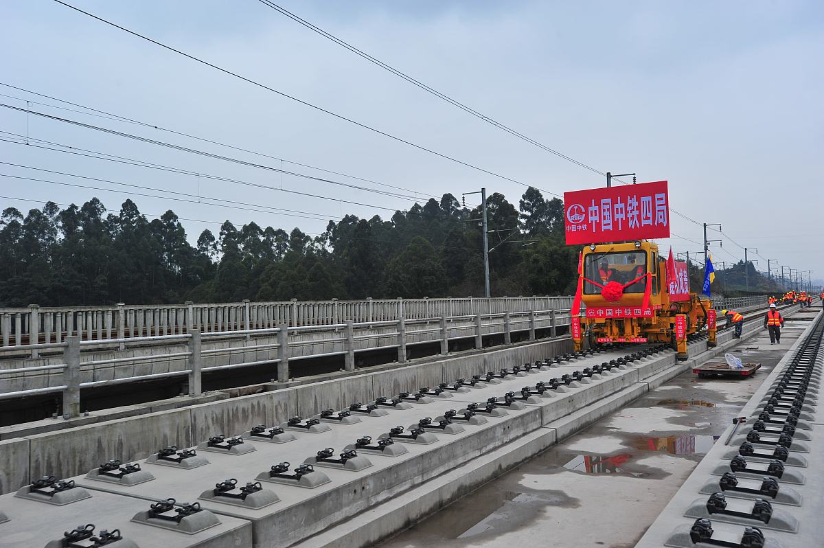 成都铁路学校分享铁路行业发展无可限量