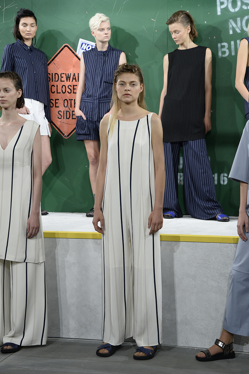 前纪梵希设计师Clare Waight Keller加盟优衣库，注入全新时尚元素