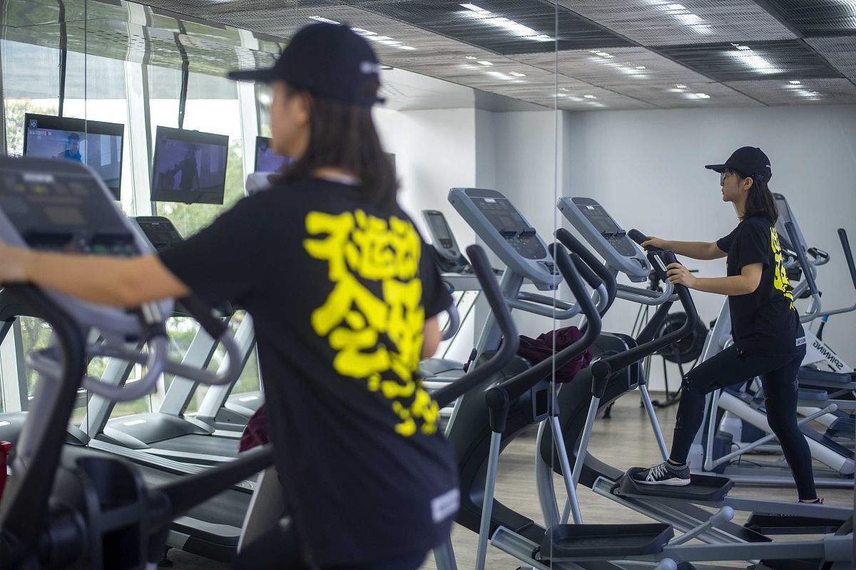 局部坏死反义词：健康、完整、正常、良好