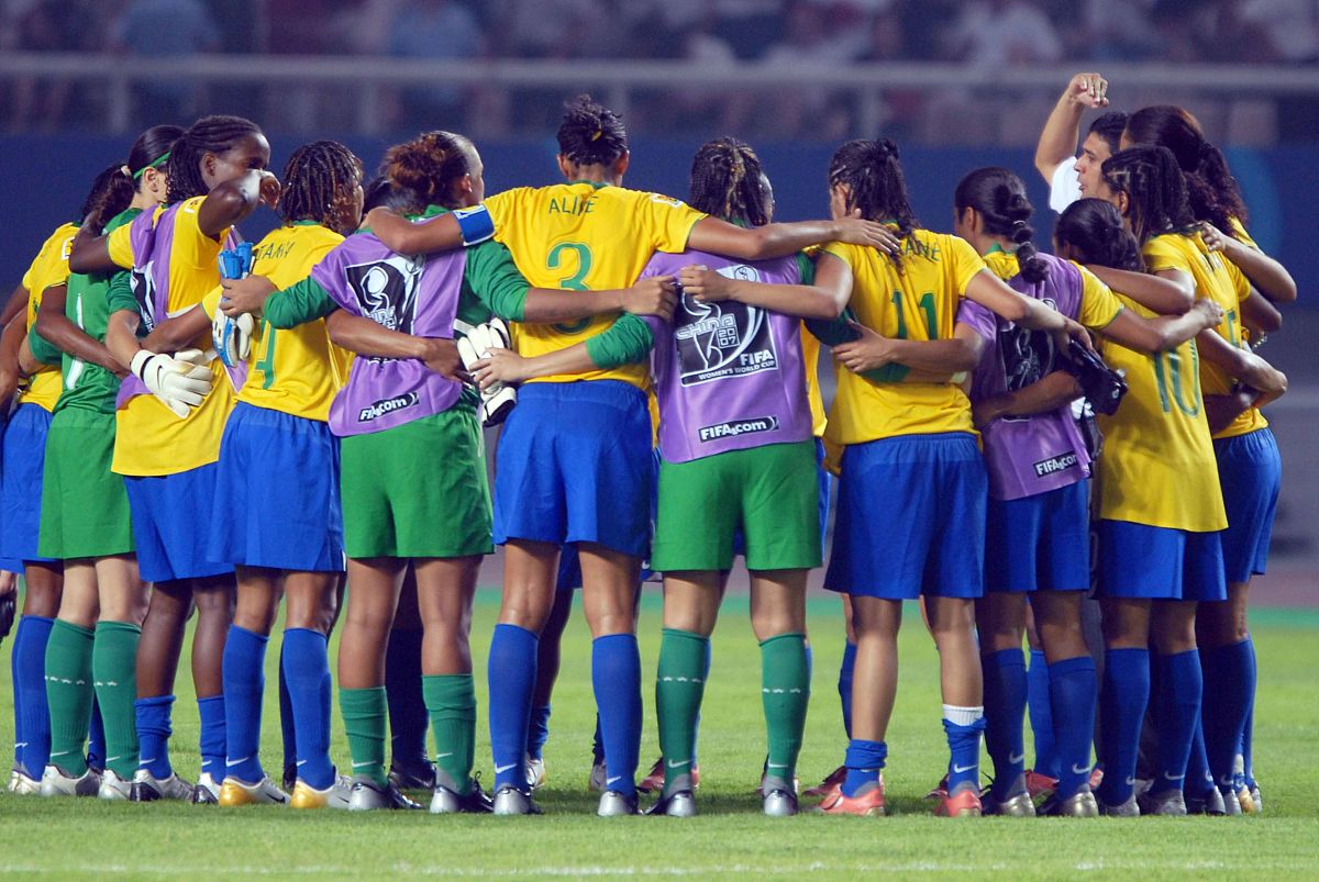 哈兰德效力哪个俱乐部？他目前在多特蒙德，并非曼城