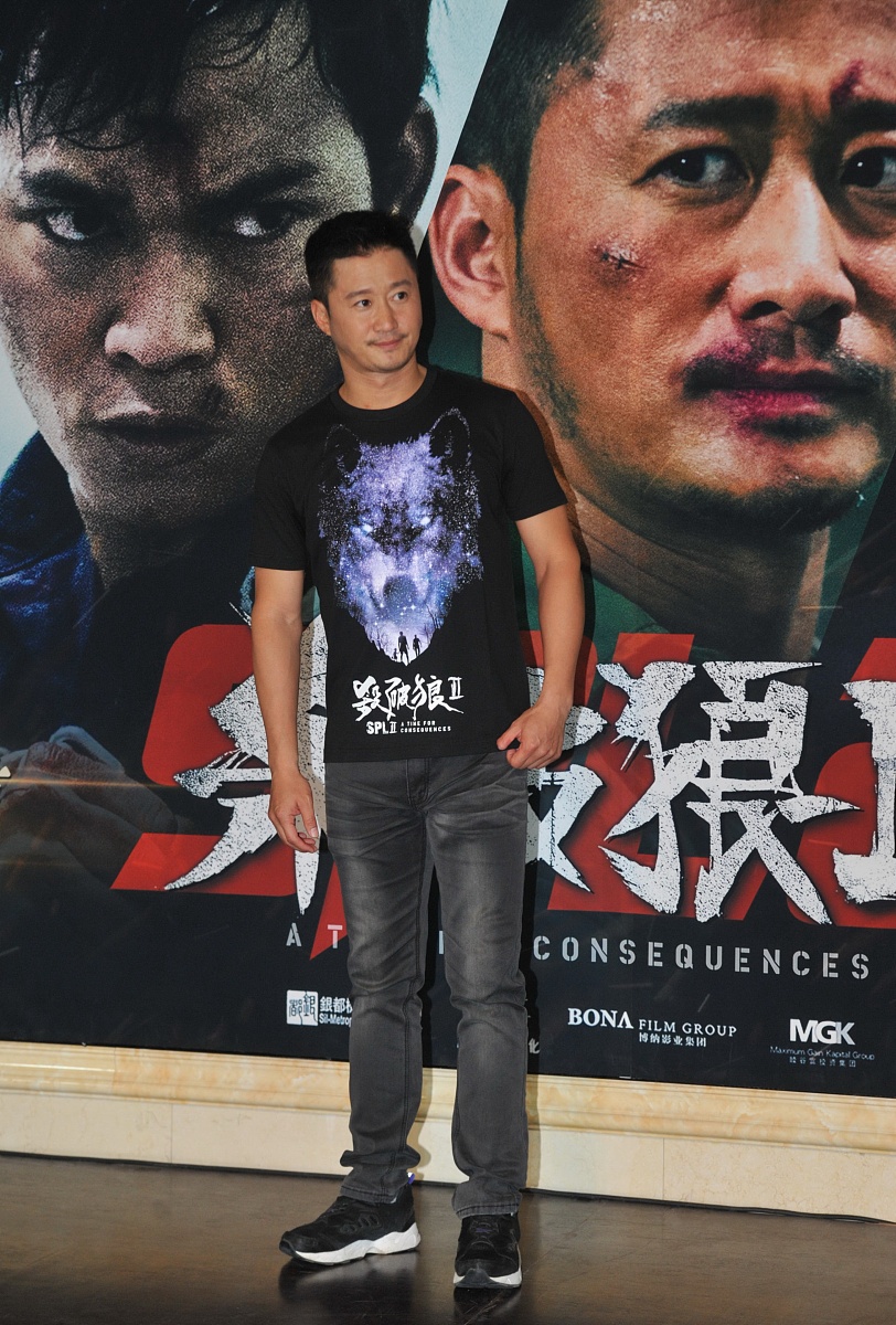《战狼》解说：吴京领衔，热血燃爆的中国式动作大片