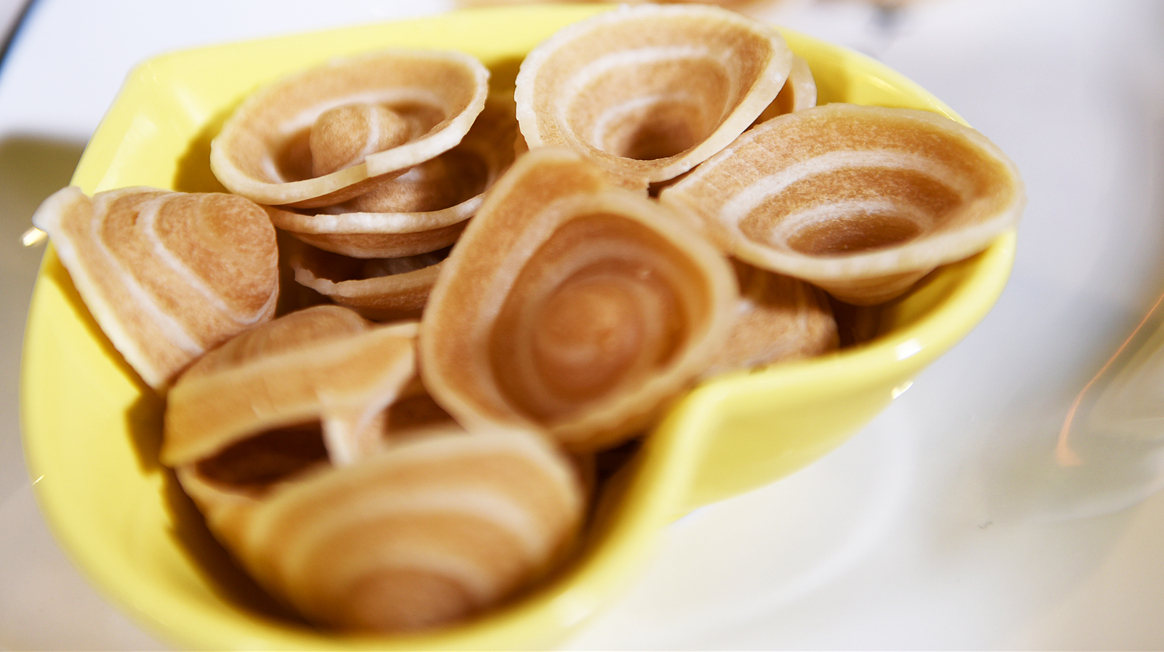 猫耳朵还要花钱买?教你在家做,2碗面粉一大盘!