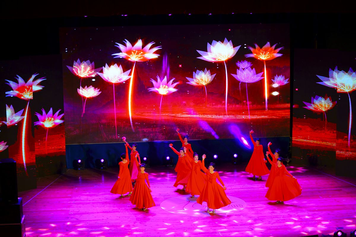 模拟写一篇政府部门事业单位人员工作总结