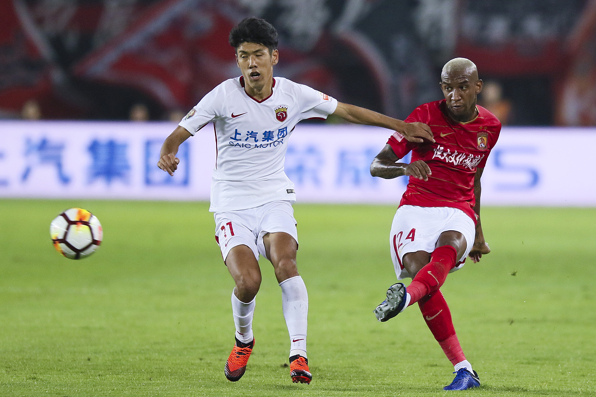 2018中超第28轮:广州恒大淘宝4-5上海上港