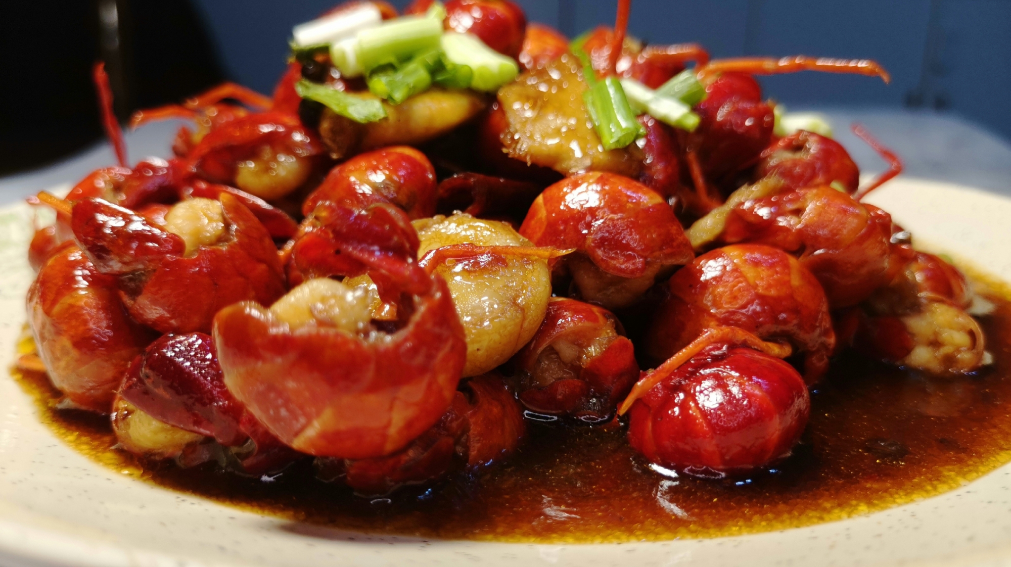 麻辣虾球的正确做法,里面入味,口感麻辣还回甜,下酒绝配