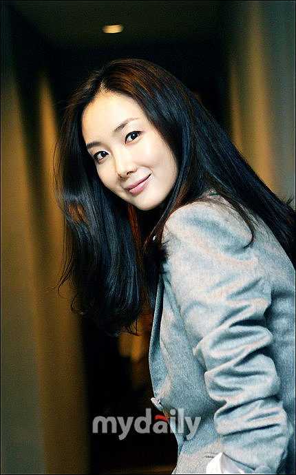 2010年2月21讯,据韩国媒体报道,韩国女演员崔智友虽然已经有一段时间