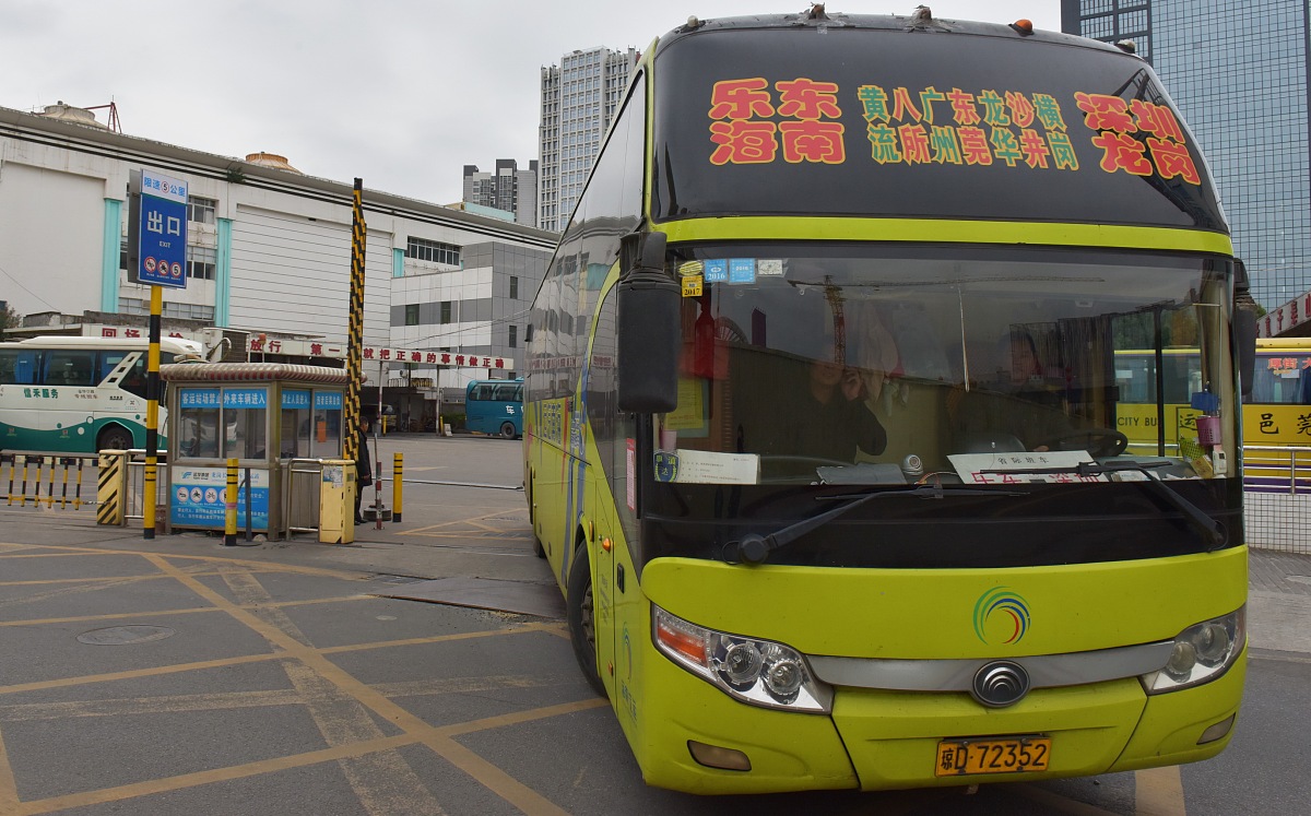 深圳市区大巴车停车场指南 - 哪里可以停大巴车