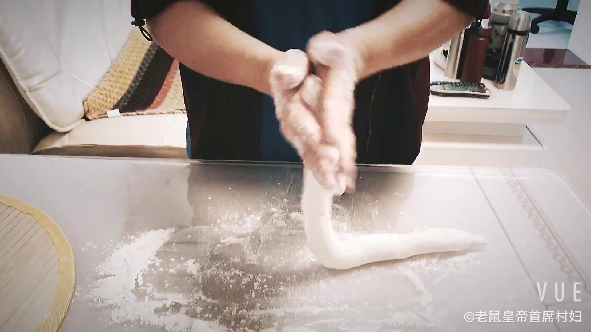 和家人一起包饺子,才是最浓郁的年味,最让人心安的幸福