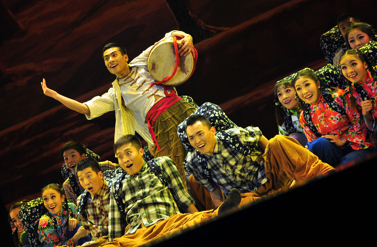 坚持希望，向前飞：一首表达希望与坚持的中文流行歌曲