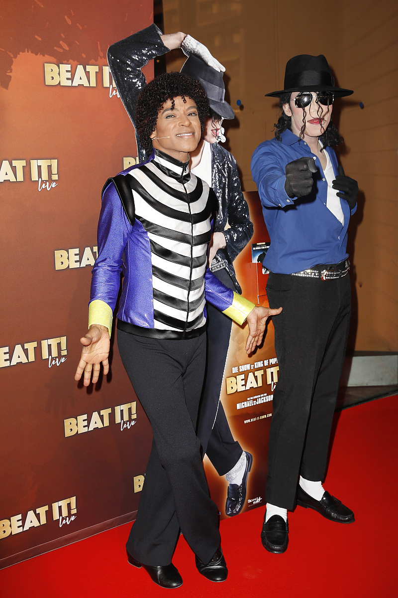 当地时间2018年8月29日,柏林,纪念天王迈克尔杰克逊的《beat it! - di