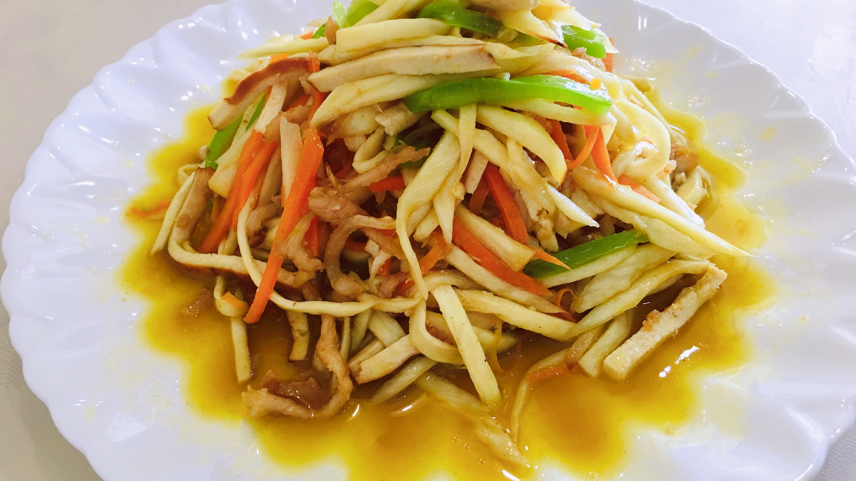 绍兴人最爱吃的茭白做法,一道简单易学的家常菜,我家一周吃4次