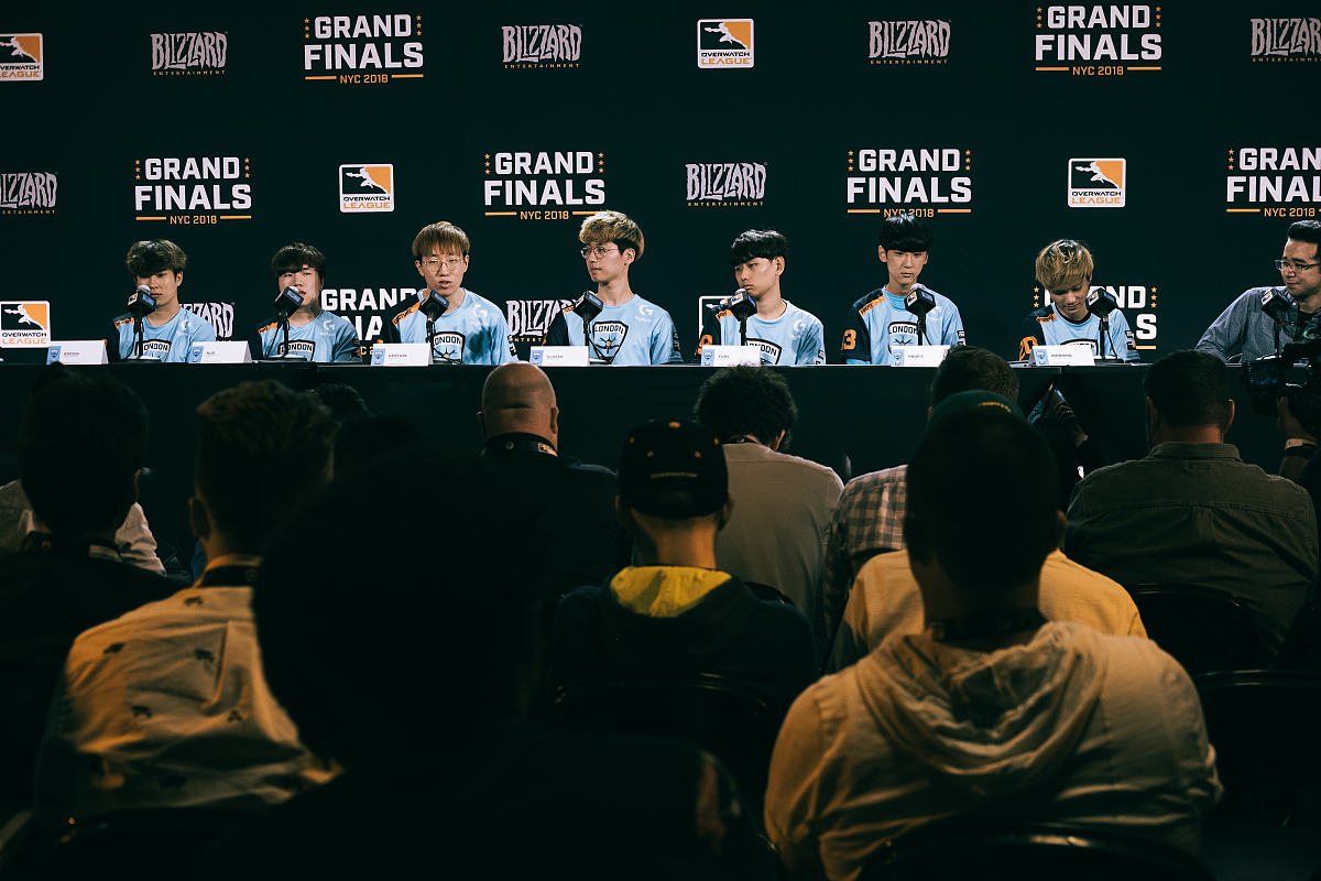 我想玩电脑游戏 你有一些好的游戏推荐吗