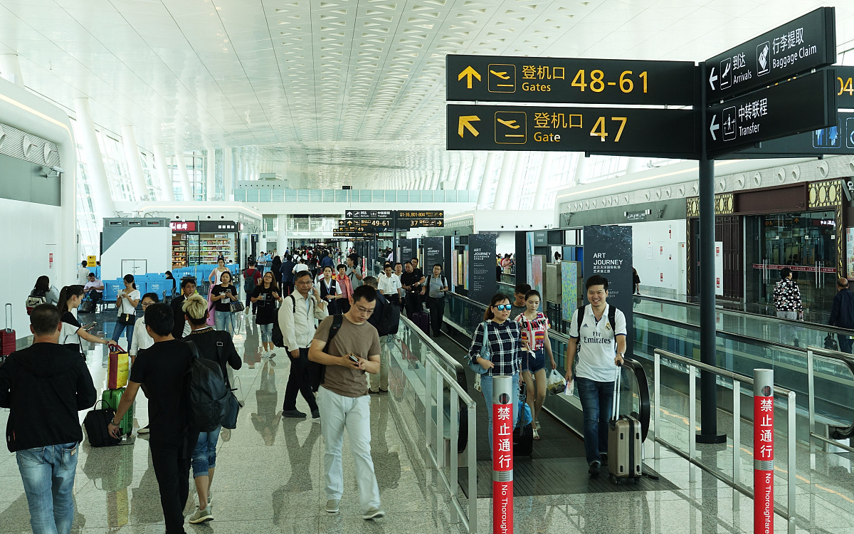 坐飞机指南：20个老百姓常问的机场问题解答