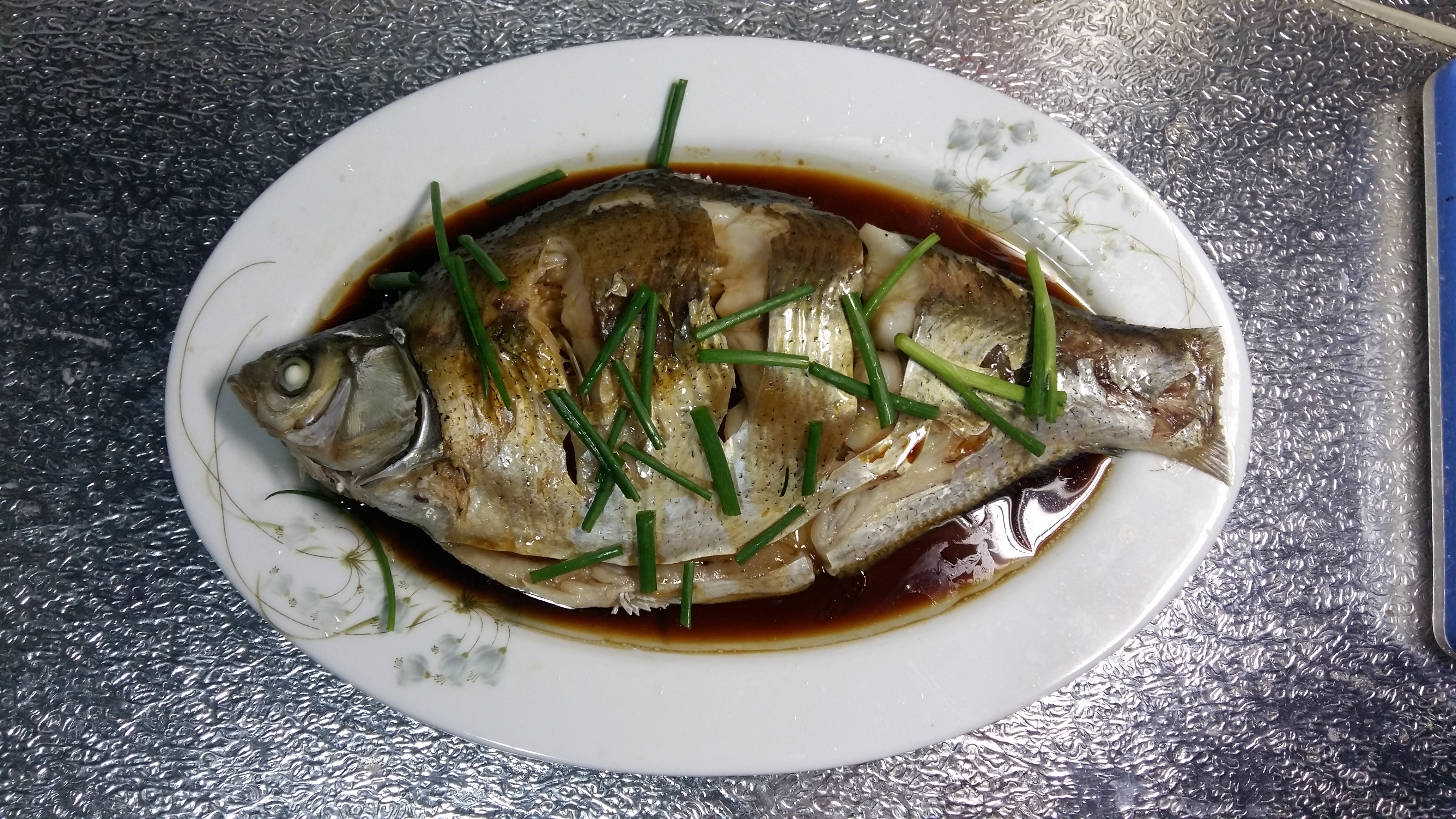清蒸鳊鱼的家常正确做法,这几步不能少,你做对吗?
