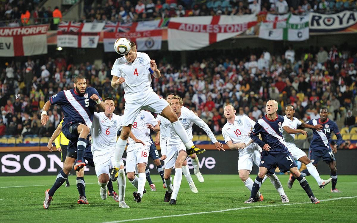 2010年6月12日,南非鲁斯滕堡,2010世界杯c组小组赛首轮,英格兰vs美国.