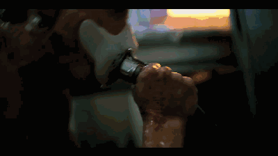 到處都是肉體，我也要打差評