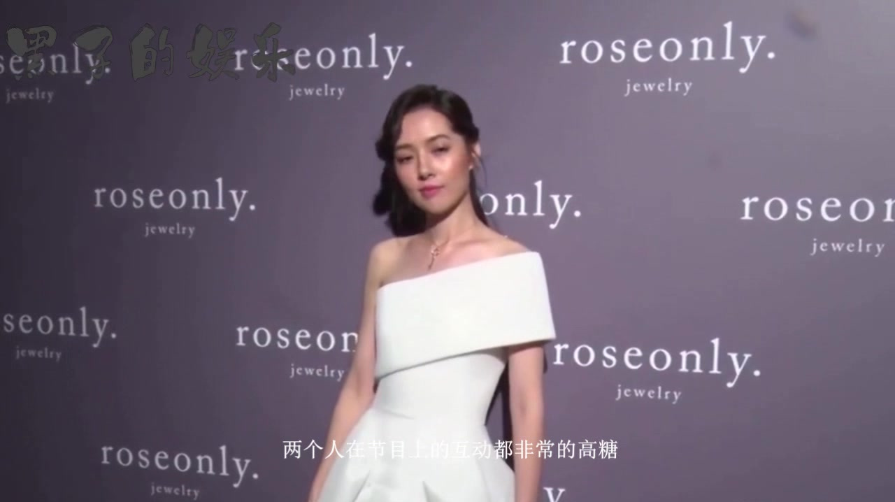 郭碧婷妹妹曝光,颜值不输姐姐,遗传混血爸爸的基因