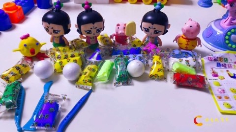 小猪佩琪葫芦娃用彩泥手工DIY粘土做出了什么?是小鸡吗?