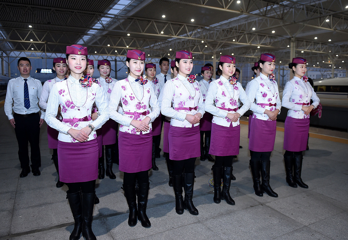 贵阳铁路运输学校高铁乘务就业前景分析 - 未来发展趋势与就业优势
