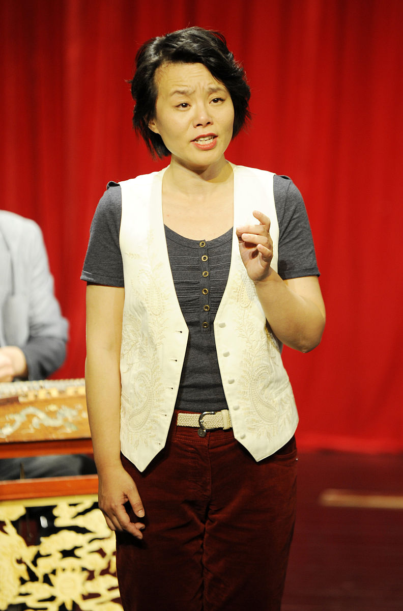 龚琳娜的忐忑歌词