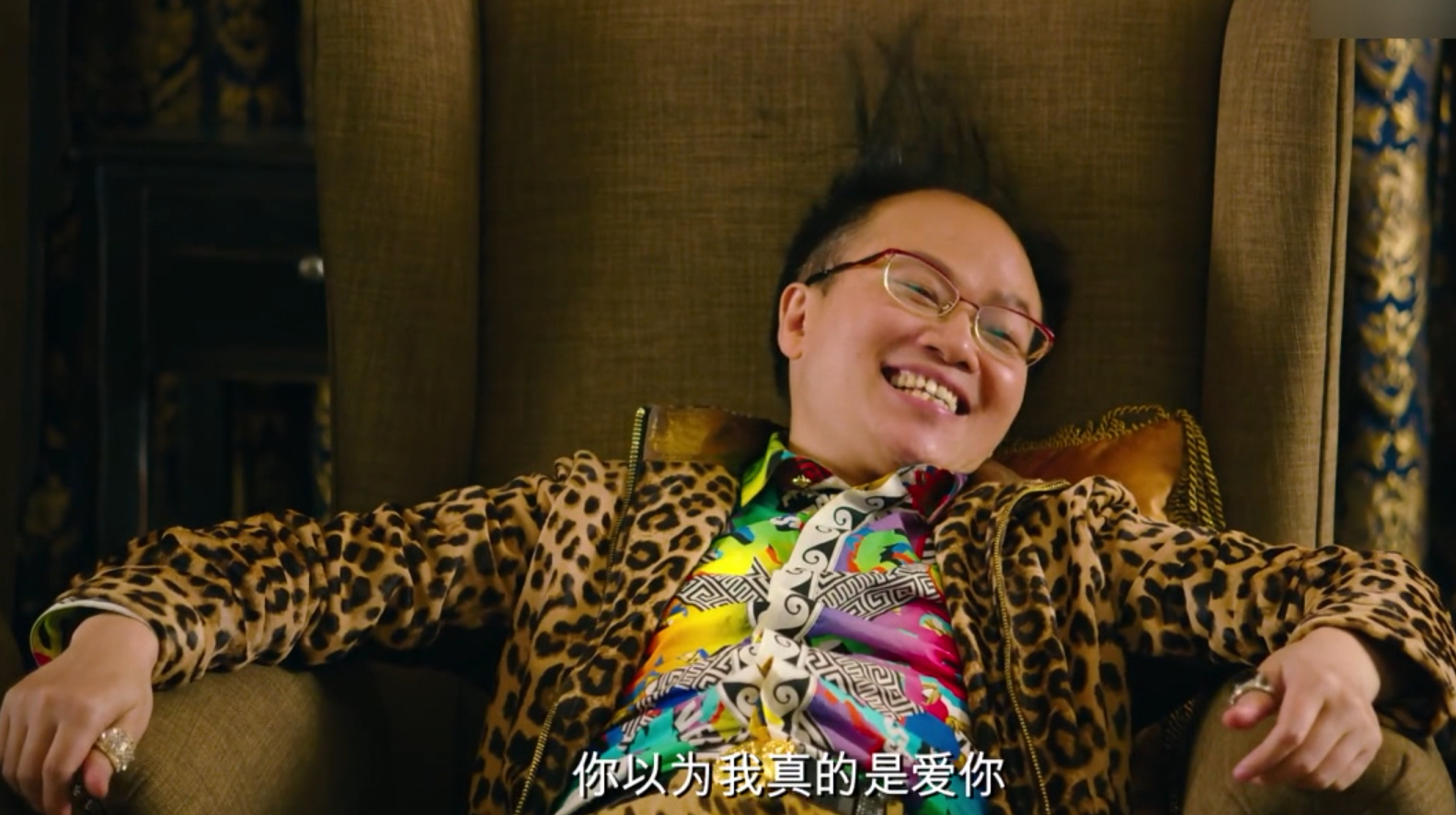 美人鱼:豪门聚会闹乌龙,大老板被瓶盖弹飞,邓超反应亮了!