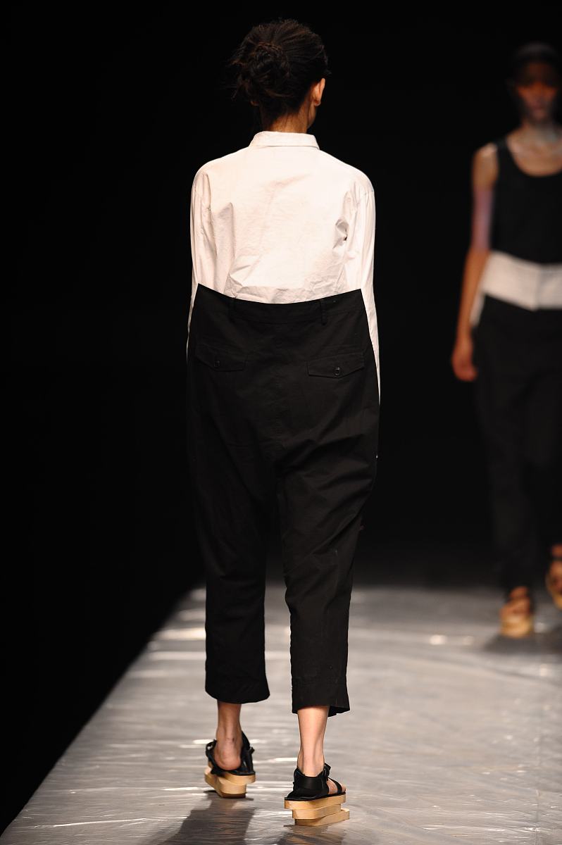 重庆华绣服装中等专业学校服装与服饰设计专业介绍