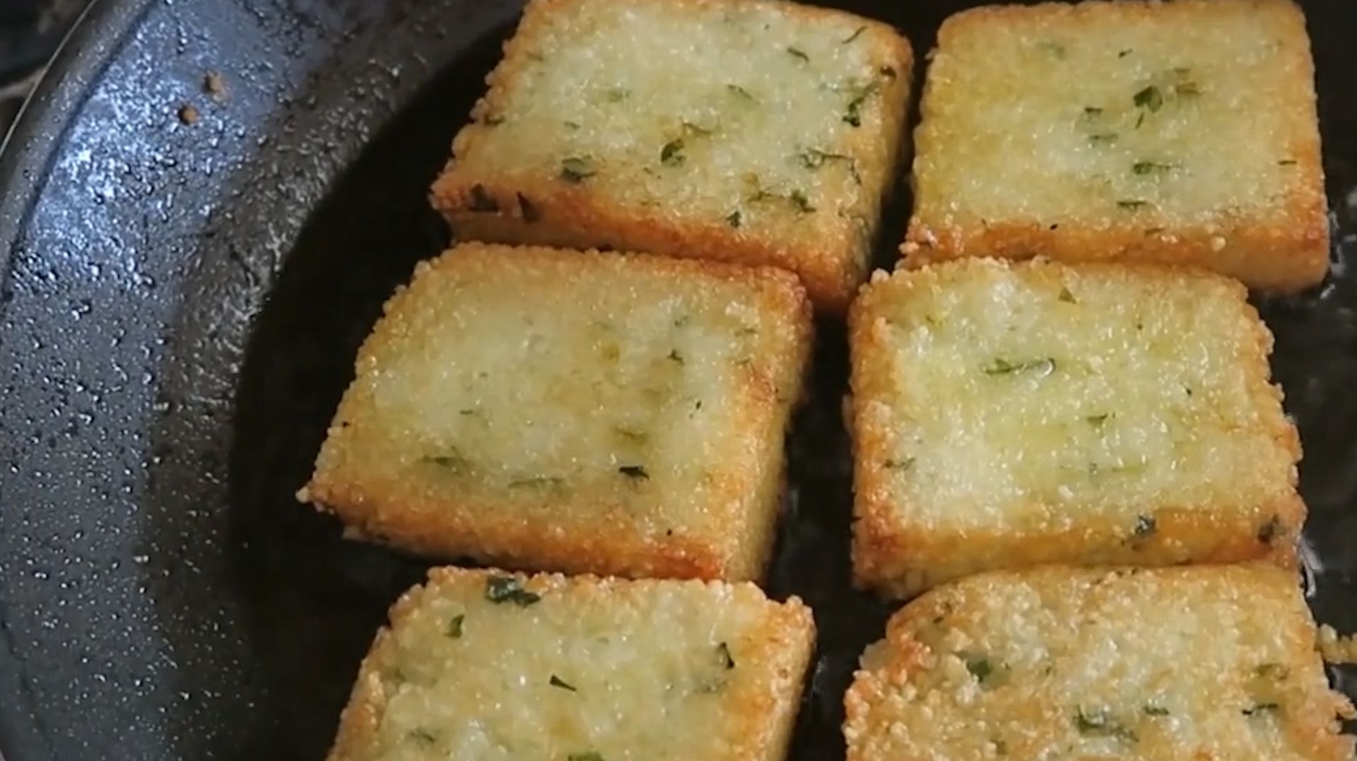 教你炸糍糕的做法,一把糯米炸一炸就是一道美食