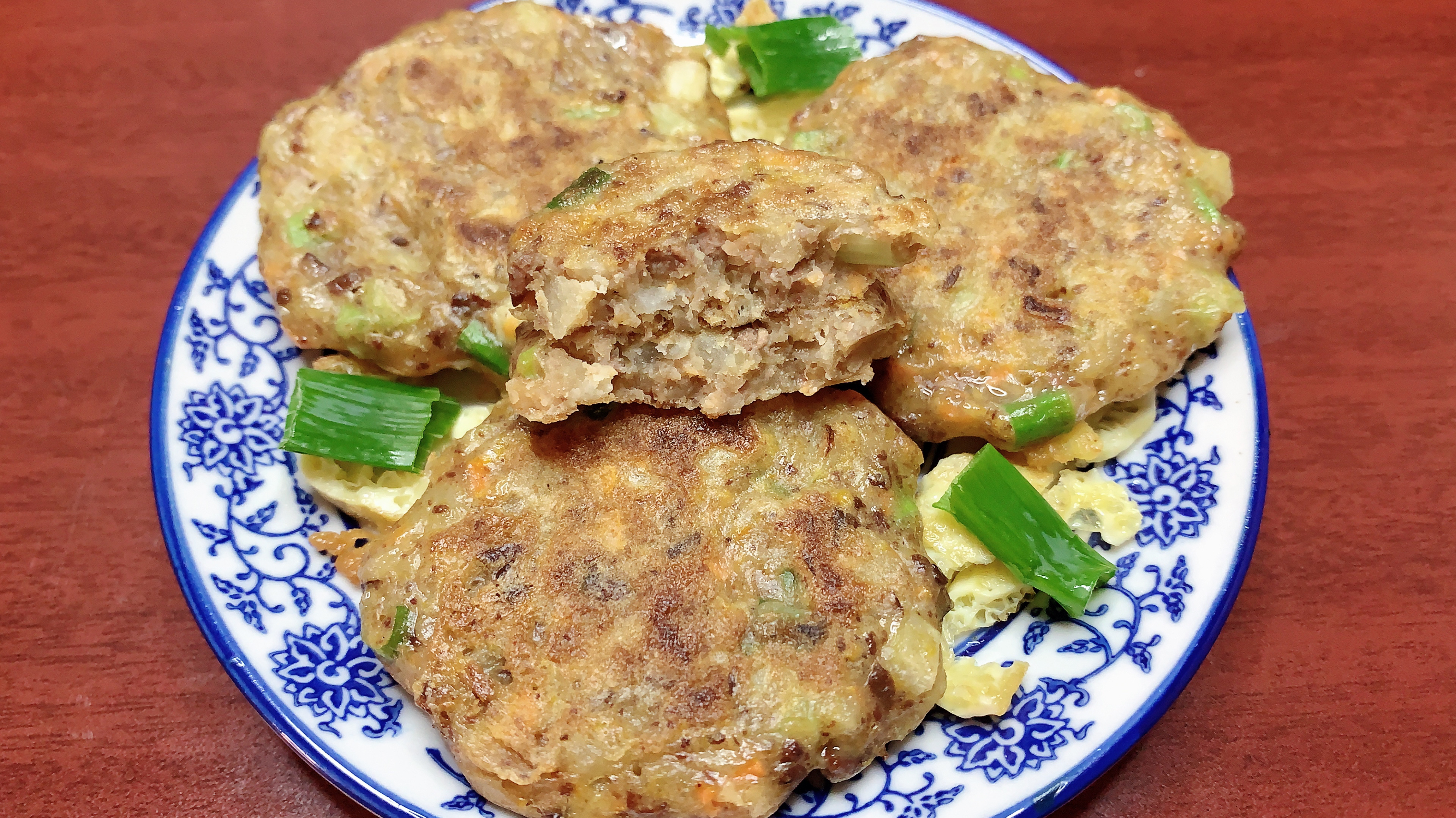 鸡肝还能这样做,和土豆胡萝卜一起烙饼,低盐低热量营养又好吃