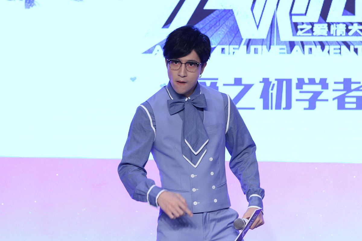 2016年7月11日,北京,电影《a测试之爱情大冒险》发布会.***_***薛之谦