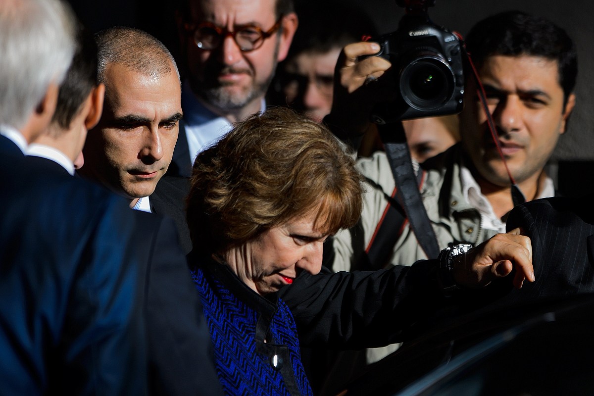 开荒地遇到占地怎么办？如何协商补偿方案