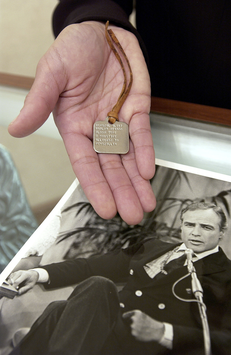 请你帮我模仿名人写一篇200字左右的演讲稿内容不限