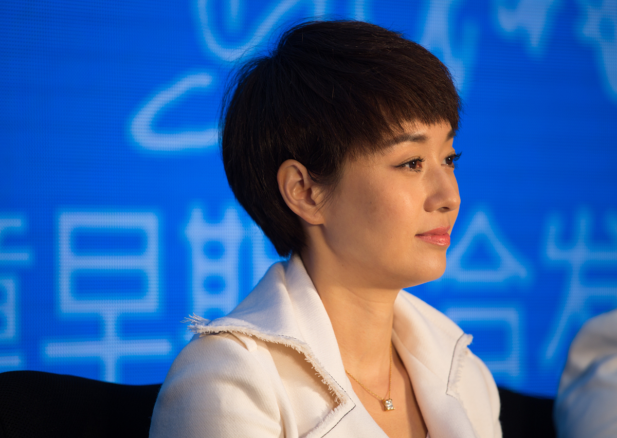 我女友的妈妈女主英谁演的回答加拓展。