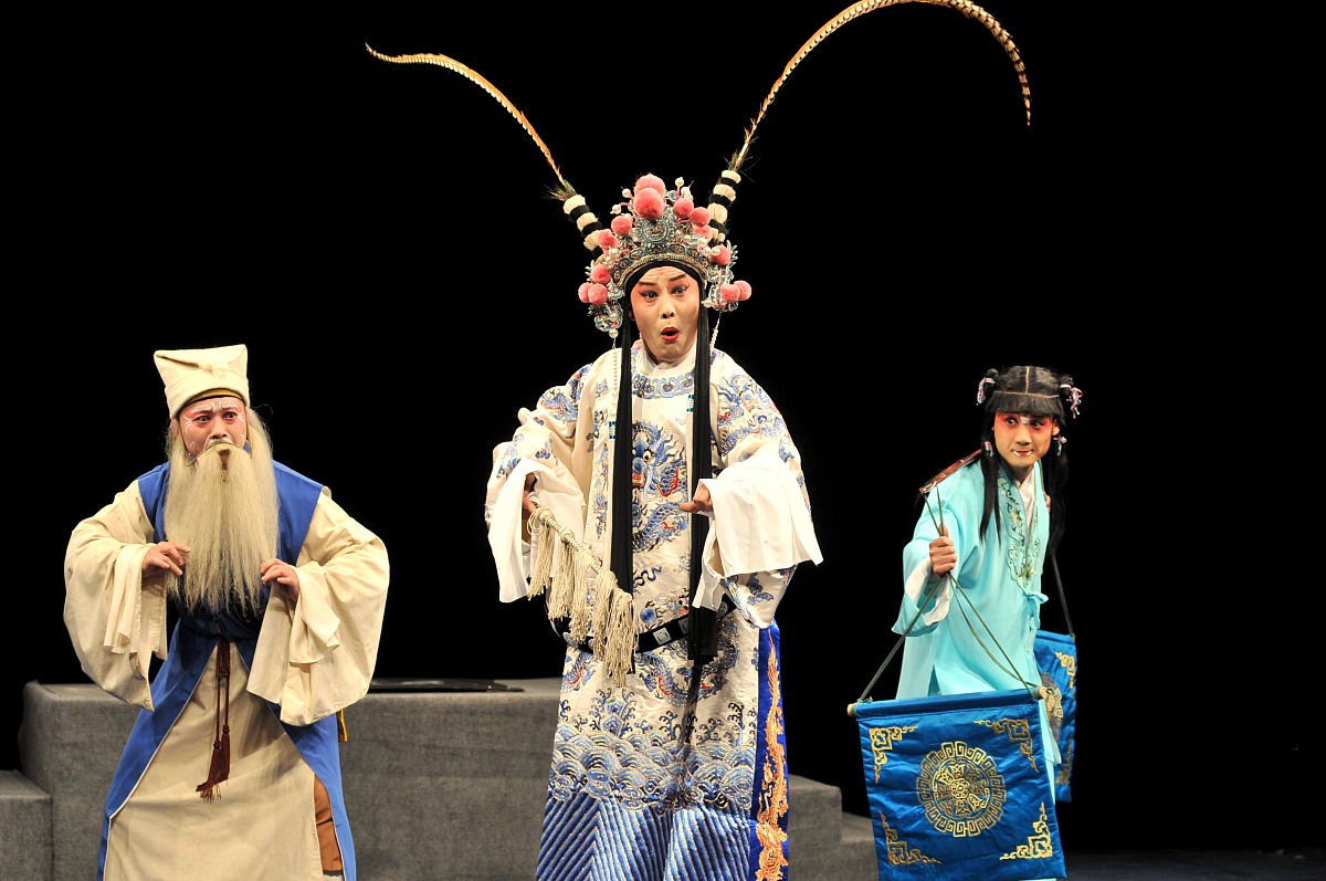 2010年3月21日,南京,江苏省昆剧院根据清代版本改编玄幻而浪漫的大型