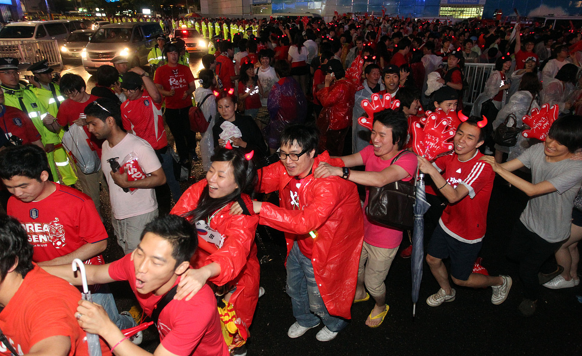 2010年6月12日,韩国,2010世界杯b组小组赛,韩国vs希腊.数万球迷聚集广