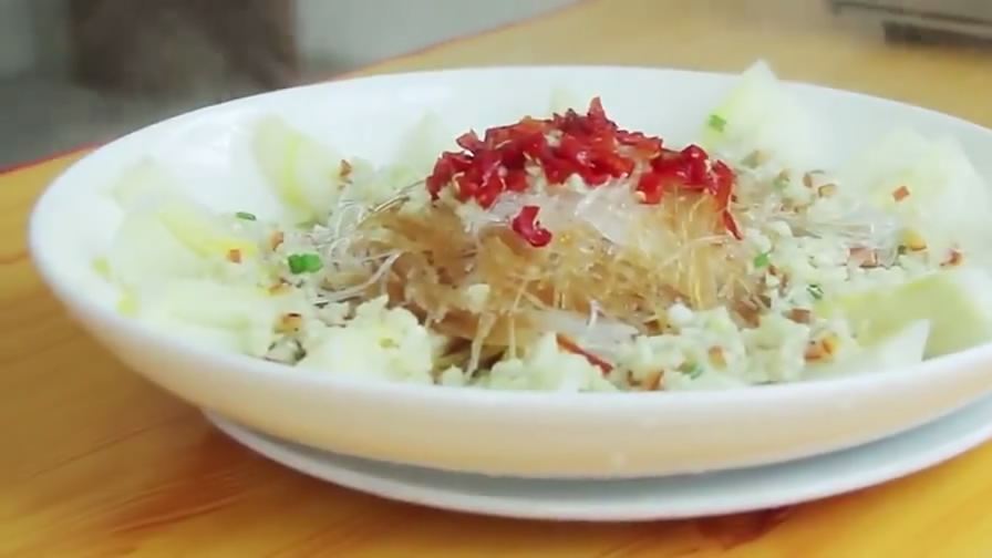 蒜蓉粉丝娃娃菜,零基础轻松做,这次带来一款蒜蓉粉丝娃娃菜,蒜蓉粉丝娃娃菜是以娃娃菜、粉丝、